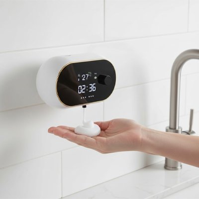 demo-utilisation-distributeur-de-savon-automatique-ellipse-blanc-de-gauche