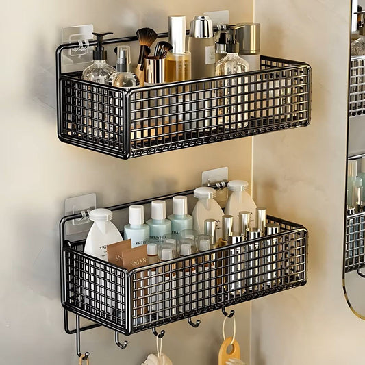 2-etagere-de-bain-fixes-au-mur