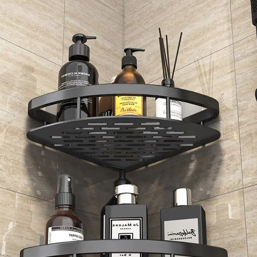 etagere-de-douche-vertex-noir-au-mur-vu-de-dessous